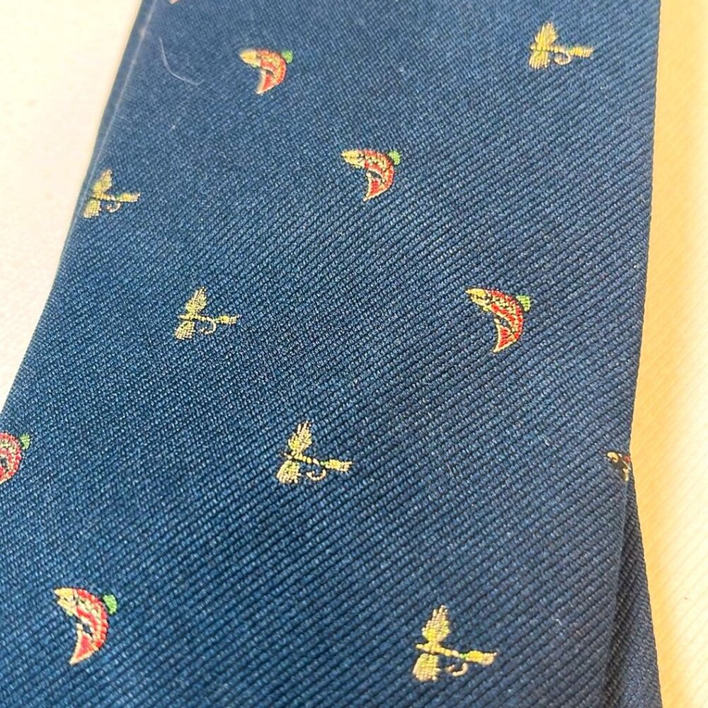 Vintage Roderick St. John Angler Theme Men's 56.25" Length Necktie The Vintage